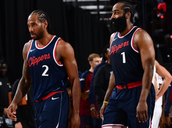 皇马2亿巨星击打门将，被禁赛2场，连累球队受罚！佛爷不服：上诉