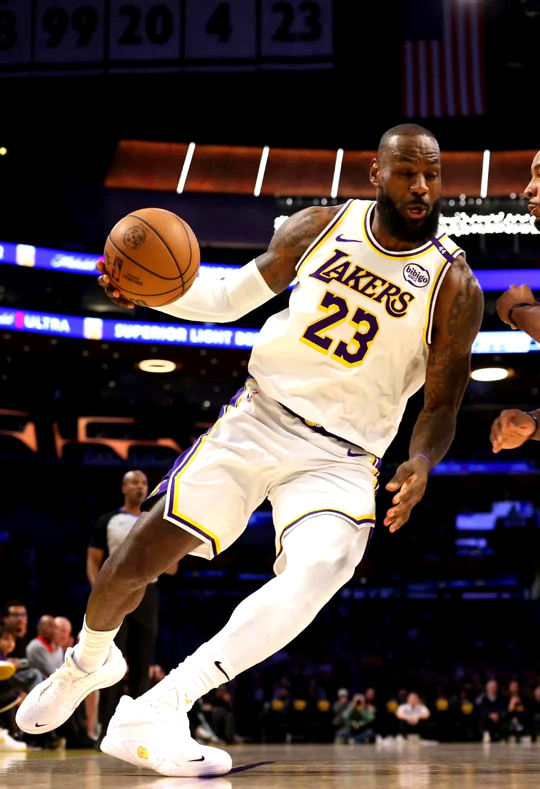 北京女篮3分惜败江苏 遭遇5连败