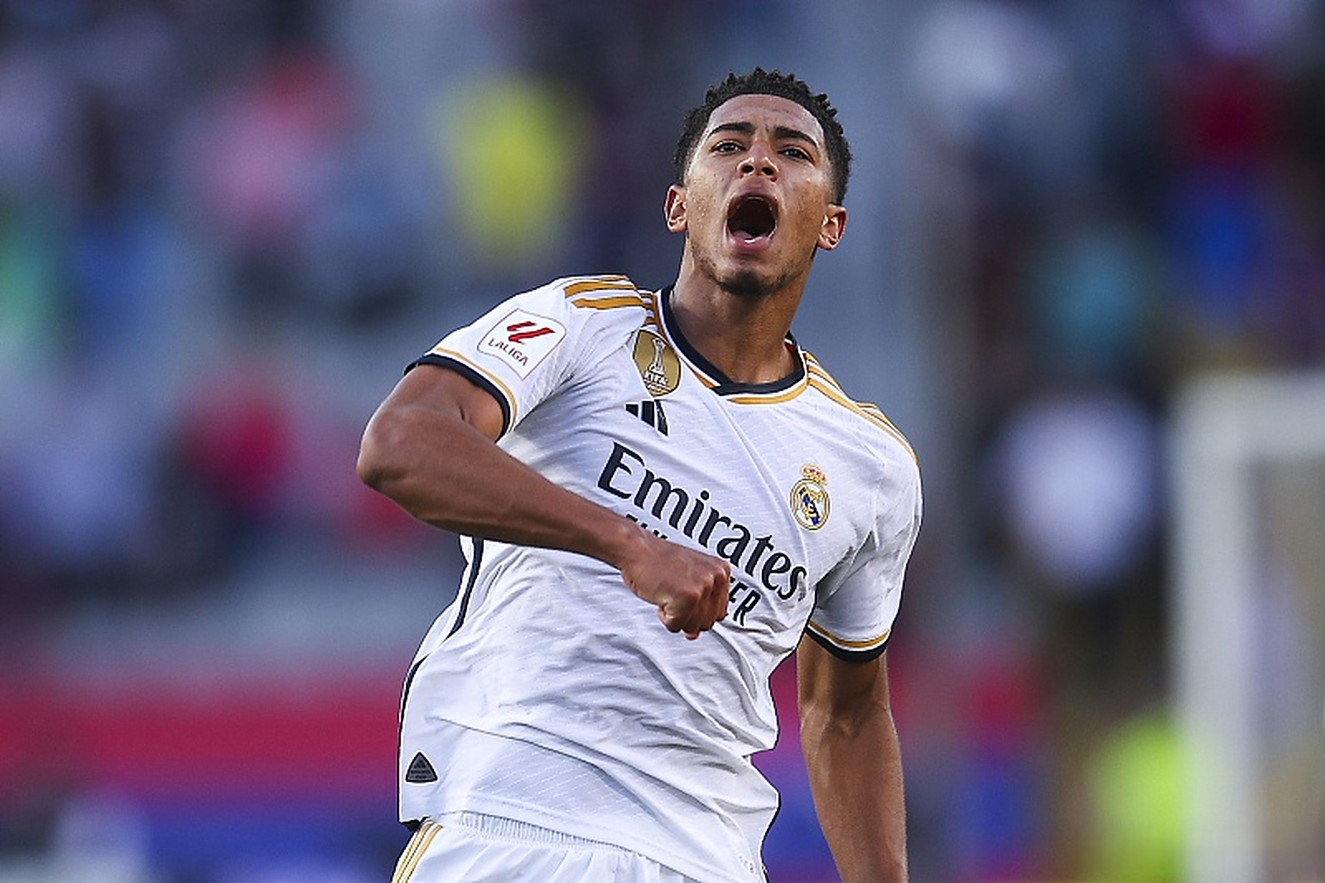 杰基·罗宾逊的 42 号球衣在 1997 年正式在全联盟范围内永久退役