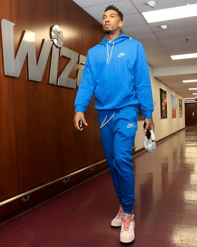 佳夫：我曾与塞内加尔以及芬兰接触，两年后重返德国队很开心