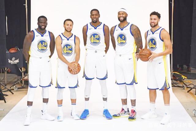 NBA最新排名出炉！湖人3连败跌出前五，快船北伐逼近前十，雷霆稳坐榜首