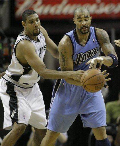 自由式滑雪世界杯利维尼奥站：徐梦桃、孙佳旭夺银